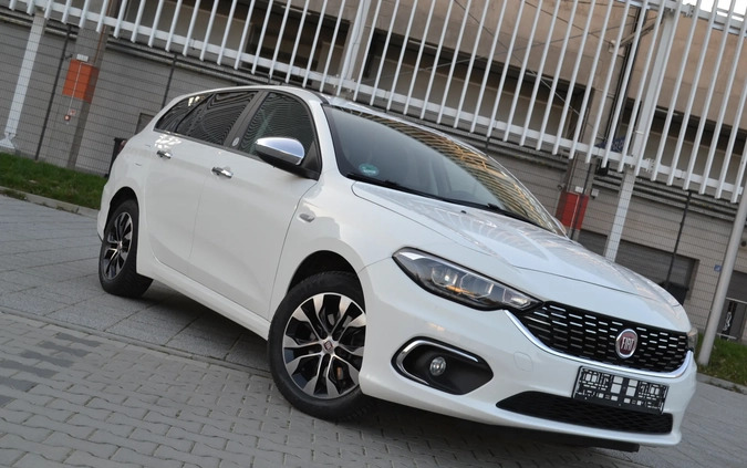 Fiat Tipo cena 54900 przebieg: 106000, rok produkcji 2020 z Płock małe 781